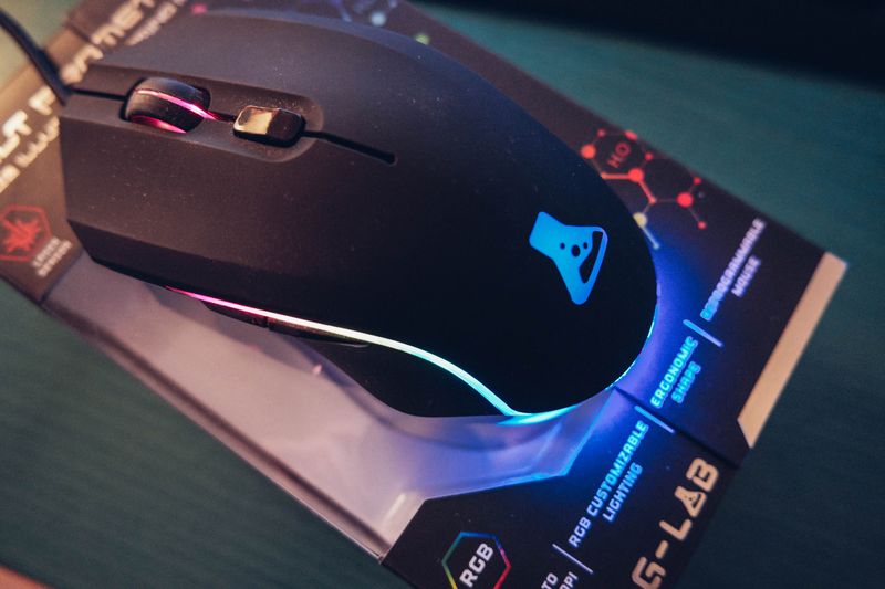 Test The G-Lab Kult Promethium : une souris laser RGB à petit prix