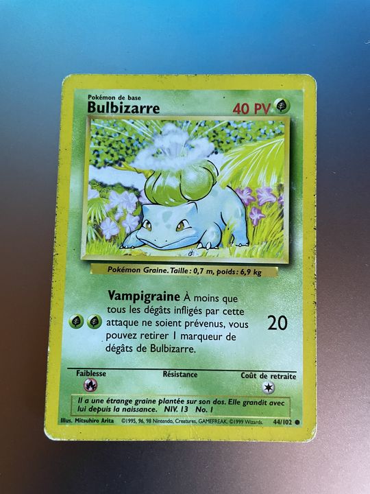 Comment faire sa propre pochette pour les cartes Pokémon 